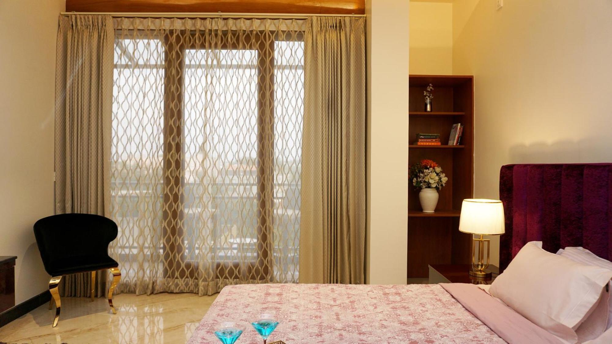 班加罗尔The Pentouz On 100 Feet Road Indiranagar - An Urban Luxury Retreat公寓 外观 照片
