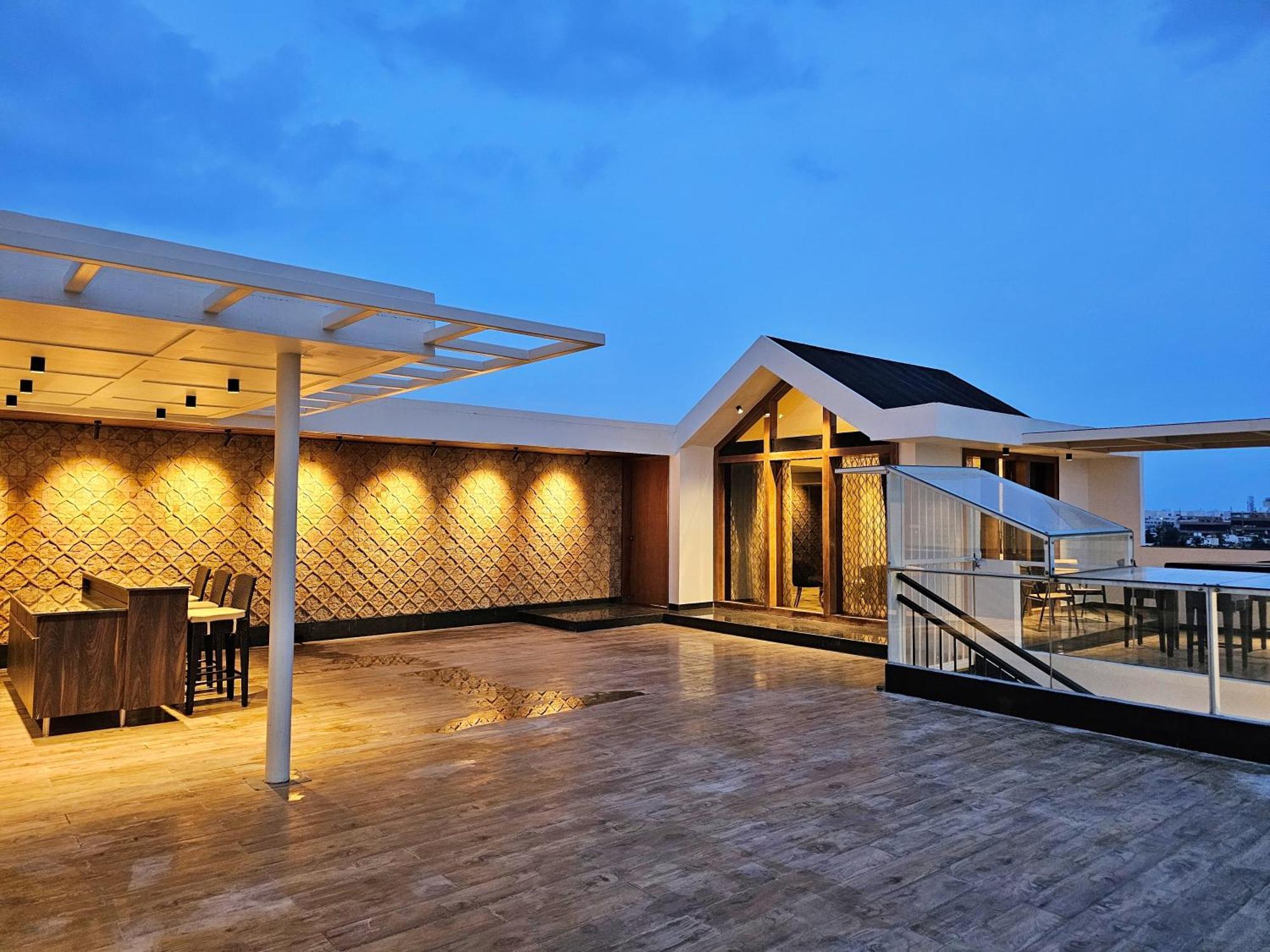 班加罗尔The Pentouz On 100 Feet Road Indiranagar - An Urban Luxury Retreat公寓 外观 照片
