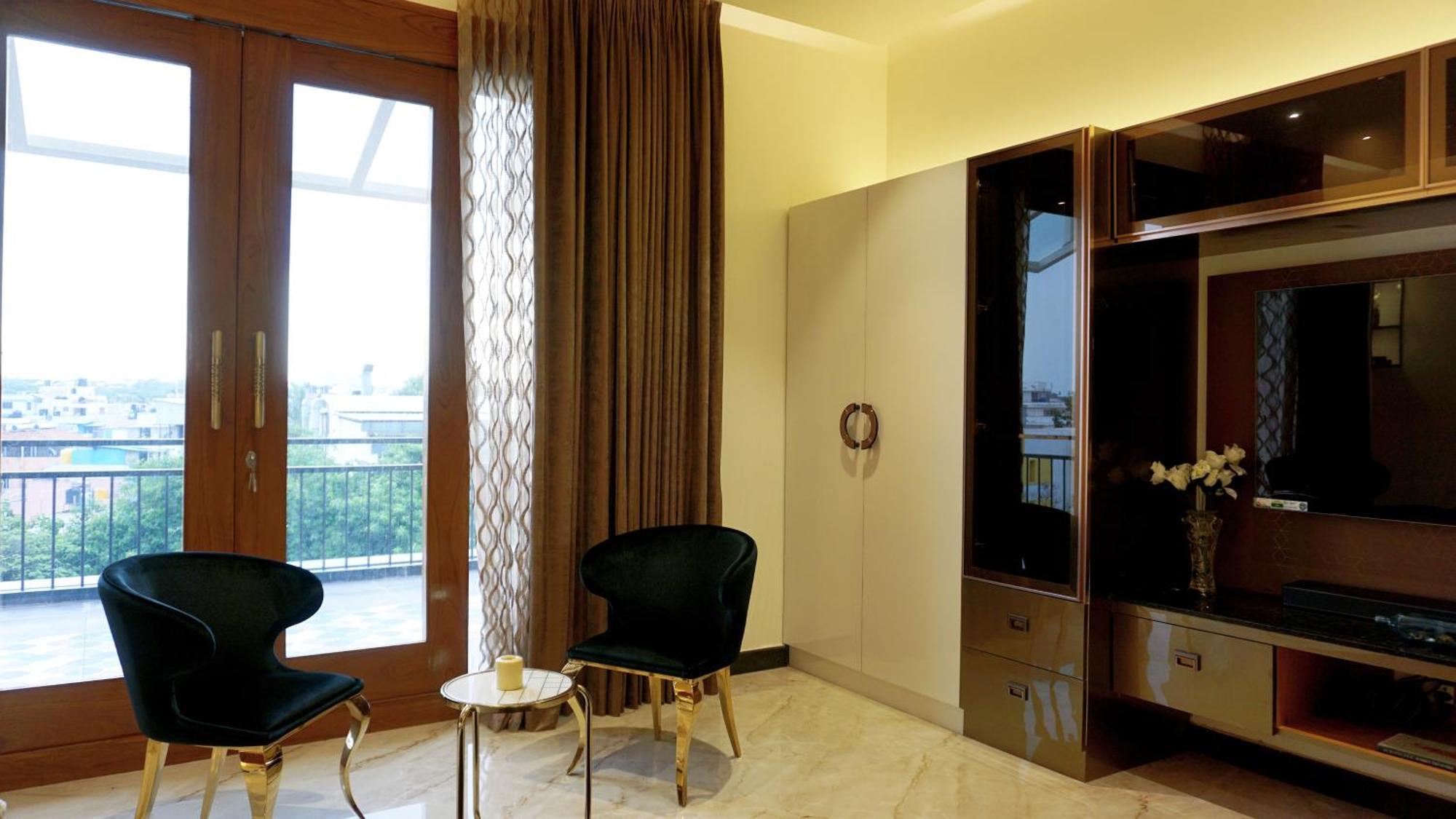 班加罗尔The Pentouz On 100 Feet Road Indiranagar - An Urban Luxury Retreat公寓 外观 照片
